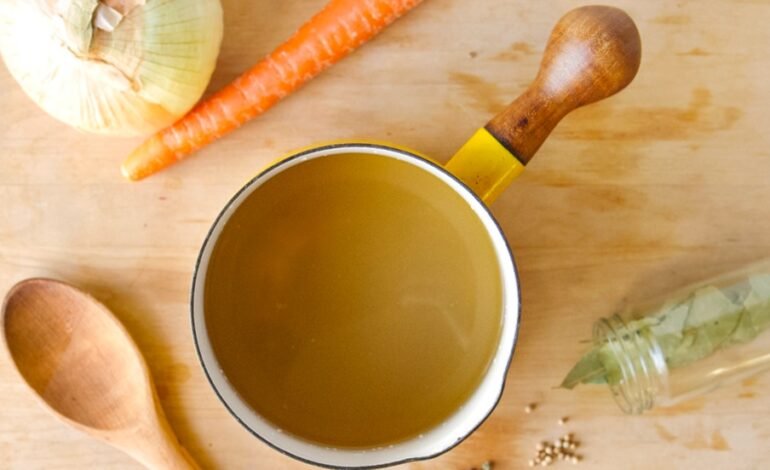  Health Benefits of Bone Broth