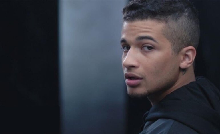  It’s All About Jordan Fisher