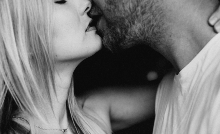  TALKING ABOUT YOUR EX IN YOUR BEDROOM: What A Mistake!