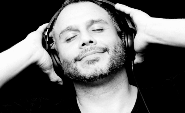  Meet the DJ With The MAGIC TOUCH:Ted Bishop Nieves