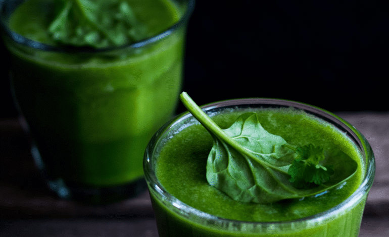  Don’t Just Sit There! Start Drinking GREEN SMOOTHIES