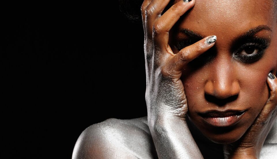 Zhana Roiya Returns to the Dance Floor with ‘U Sexy Mutha&nbsp;U’