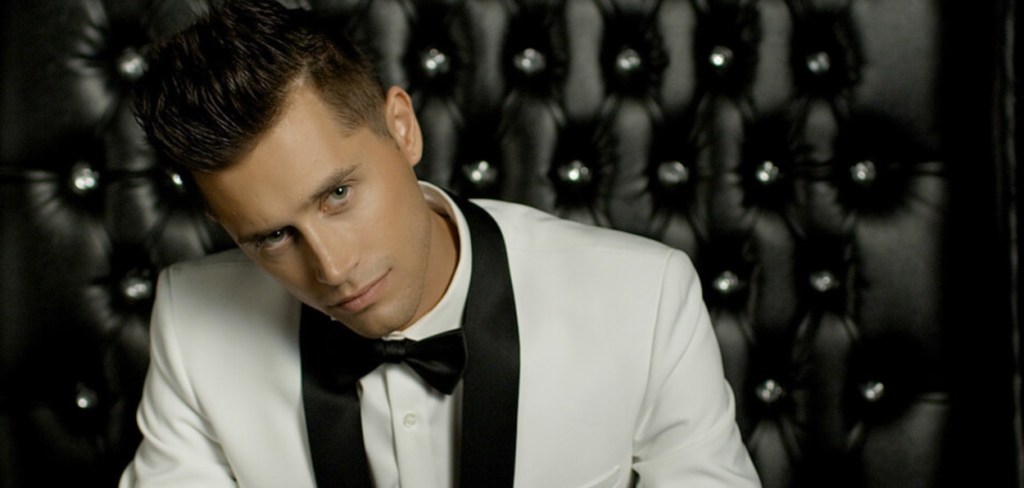 Singer Stewart Taylor Gets Messy This Labor&nbsp;Day