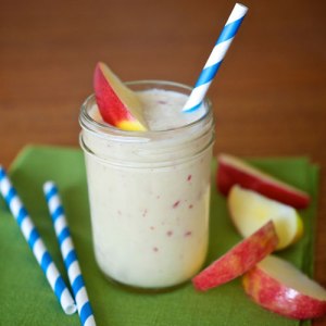 Apple Smoothie with Spice