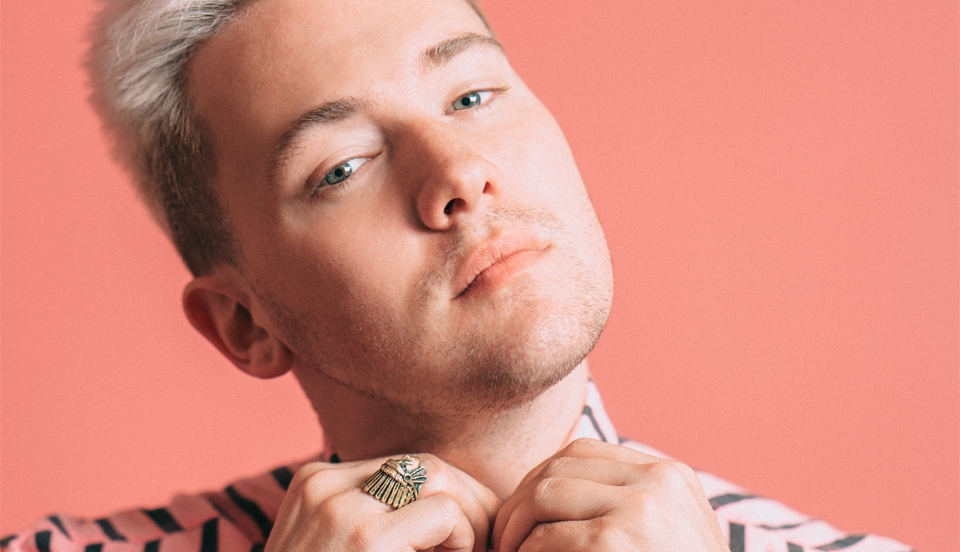 Music, Davis Mallory, Under Your Spell, MTV, Real World