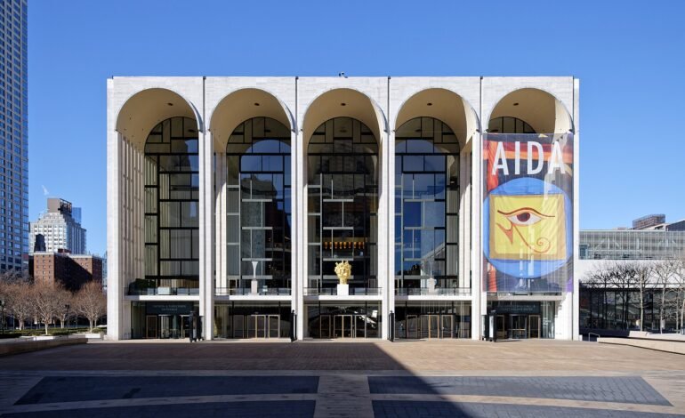  I Grew Up in New York and Never Went to Lincoln Center. Until Now.